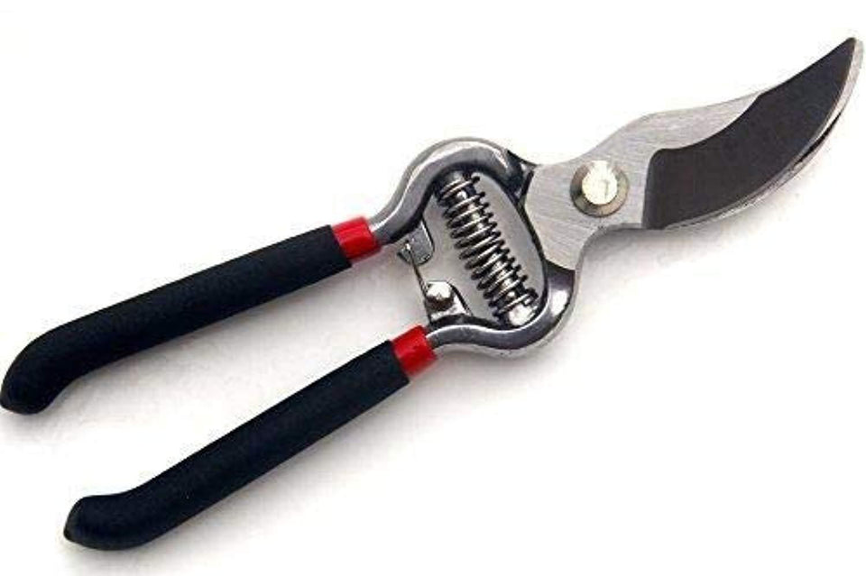 UltraMart Gardening Tools - Falcon Gloves and Pruners